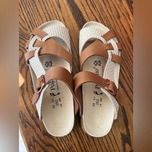 Brand new Birkenstock papillo sandals size 8